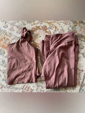 Old Navy Mauve Ribbed Active Tank and Leggings Set